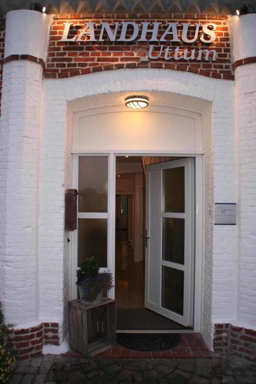 Hotel Garni Landhaus Uttum Krummhörn Exterior foto